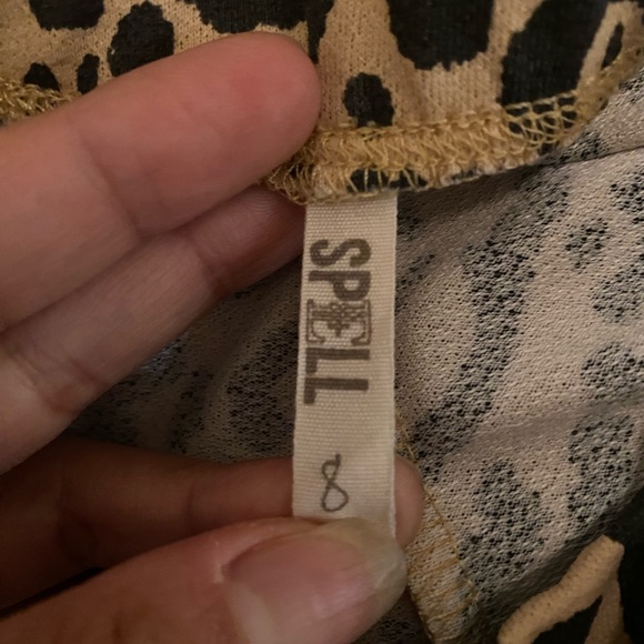 Spell And The Gypsy Collective - Lost In Savanah Wild Cat Cheetah Leggings - 8 - Picture 6 of 6